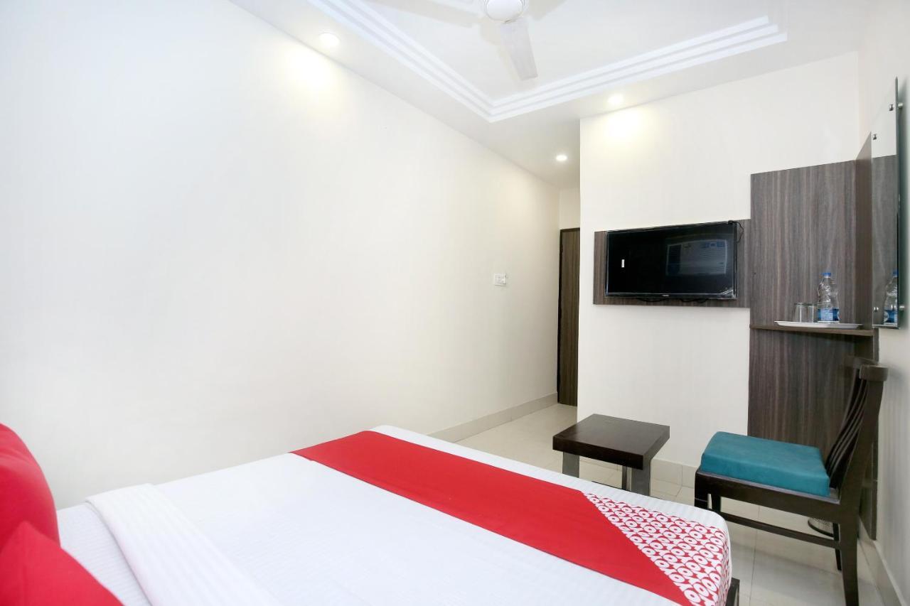Oyo 12354 Hotel Sangreela Αμριτσάρ Εξωτερικό φωτογραφία