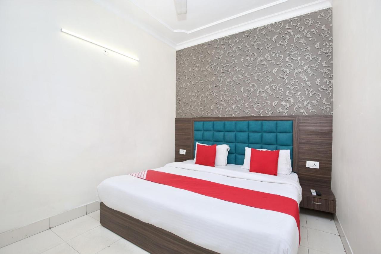 Oyo 12354 Hotel Sangreela Αμριτσάρ Εξωτερικό φωτογραφία